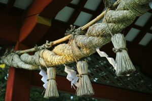 神社のしめ縄